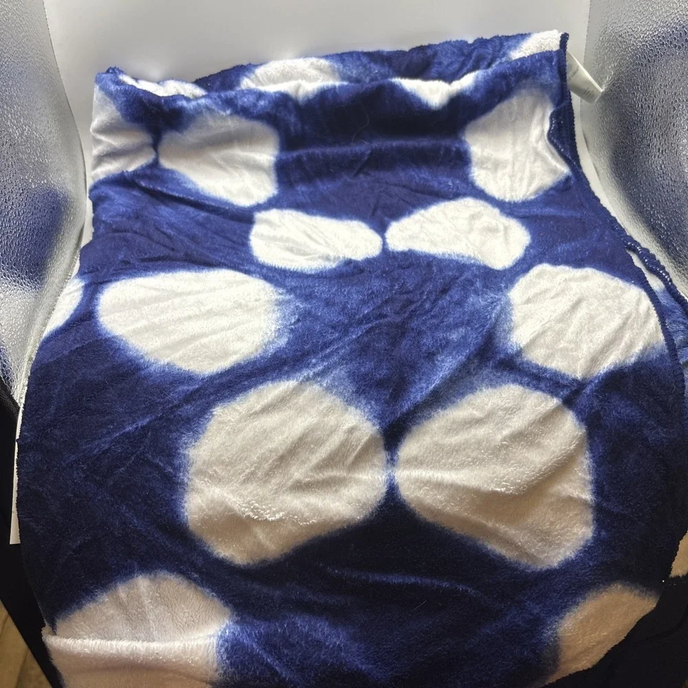 Plush‎ Velboa Baby Blanket Shibori Cloud Island™ Navy White/Blue